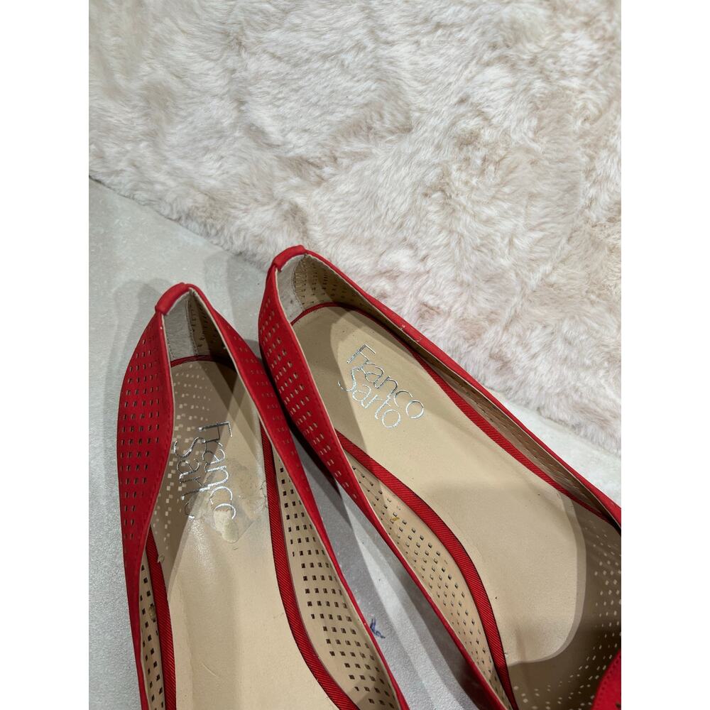 Franco Sarto Hazeline2 Women’s 9 Red Perforated Pointed Toe Flats NWOT Comfort - Picture 7 of 7